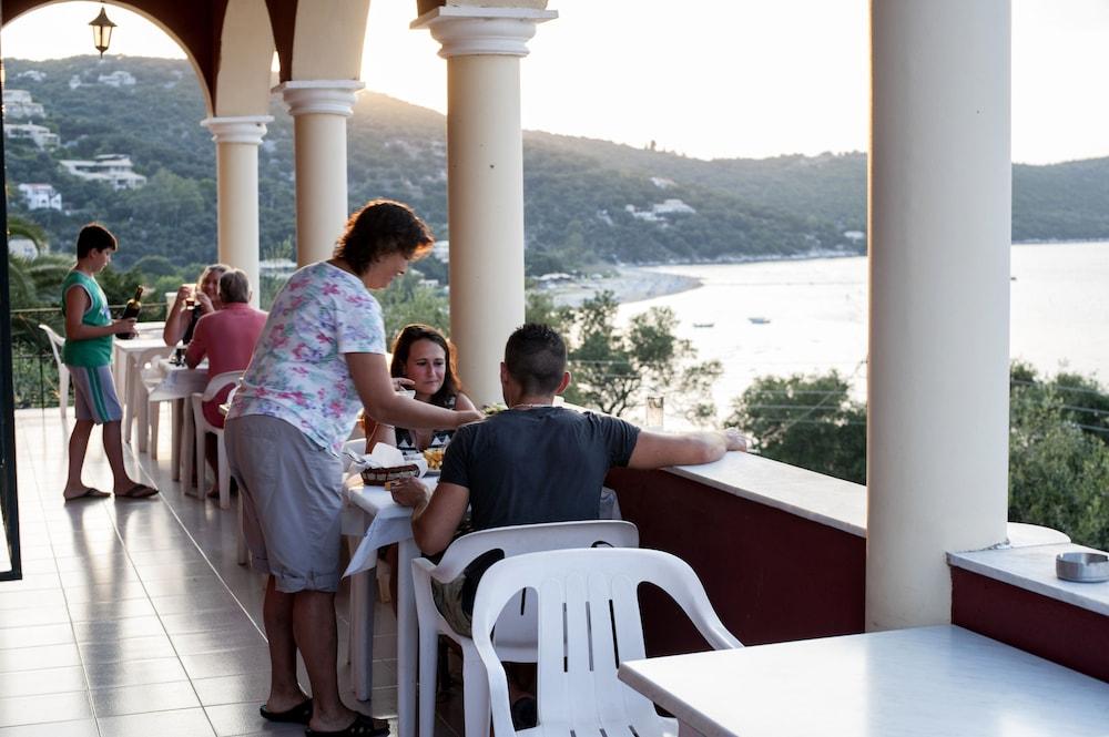 Apraos Bay Hotel Zewnętrze zdjęcie